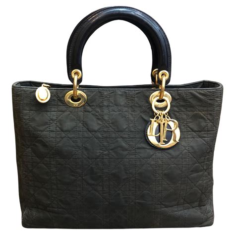 borsa lady dior grande|Lady Dior borsa.